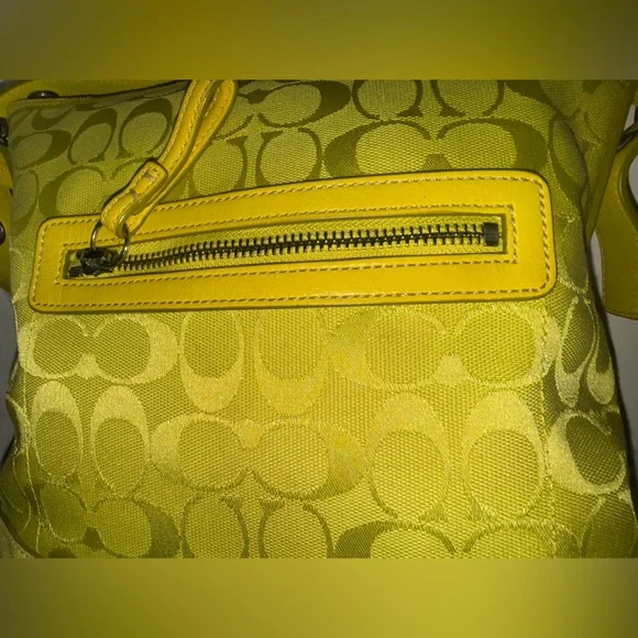 Coach Chartreuse Signature & Suede Shoulder Crossbody Bag #9362 - Picture 11 of 11